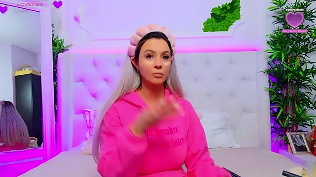 AriannaSins online show from January 9, 2026, 1:18 pm