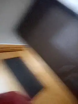 SandyCassie online show from November 16, 2025, 8:02 pm