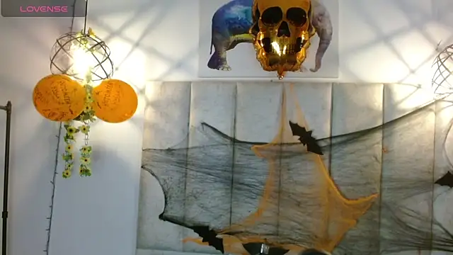 antonella rosecs online show from October 24, 2025, 4:11 am