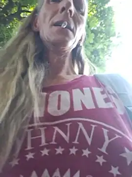 Snapshot of Cheryl_F chatting on June 20, 2026, 5:07 pm Cheryl F online show from June 20, 2026, 5:07 pm