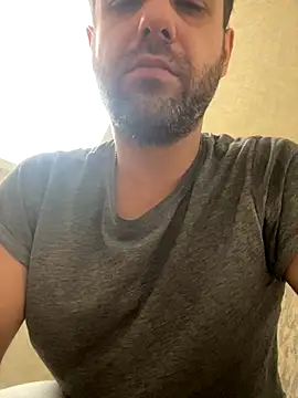 Snapshot of AndyLynn chatting on October 19, 2025, 7:11 am AndyLynn online show from October 19, 2025, 7:11 am