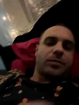 Snapshot of AndyLynn chatting on November 24, 2025, 3:45 pm AndyLynn online show from November 24, 2025, 3:45 pm