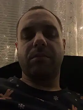 Snapshot of AndyLynn chatting on November 20, 2025, 4:18 pm AndyLynn online show from November 20, 2025, 4:18 pm