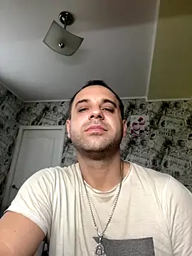 Snapshot of AndyLynn chatting on November 8, 2025, 6:17 am AndyLynn online show from November 8, 2025, 6:17 am