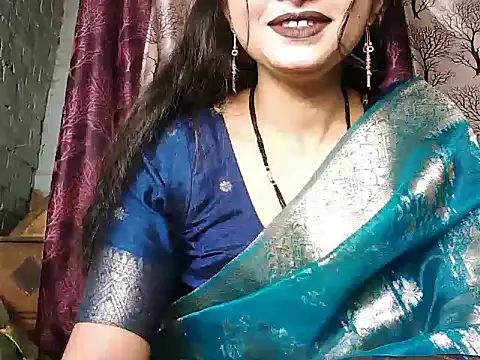 Snapshot of diksha--s chatting on November 3, 2025, 9:35 am diksha--s online show from November 3, 2025, 9:35 am