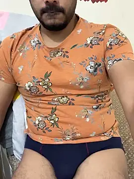 Handsome8677 online show from November 23, 2025, 8:24 am