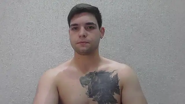 Snapshot of Zure-xxx chatting on June 10, 2026, 1:29 am Zure-xxx online show from June 10, 2026, 1:29 am