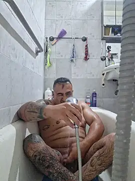 Rueditasss online show from April 1, 2026, 2:35 am