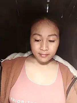 Snapshot of Spring-mky chatting on November 26, 2025, 5:07 am Spring-mky online show from November 26, 2025, 5:07 am