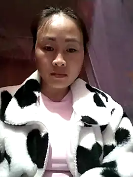 Snapshot of Spring-mky chatting on December 20, 2025, 1:58 pm Spring-mky online show from December 20, 2025, 1:58 pm