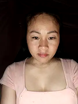 Snapshot of Spring-mky chatting on November 17, 2025, 6:34 pm Spring-mky online show from November 17, 2025, 6:34 pm