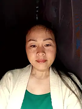 Snapshot of Spring-mky chatting on January 12, 2026, 1:45 am Spring-mky online show from January 12, 2026, 1:45 am