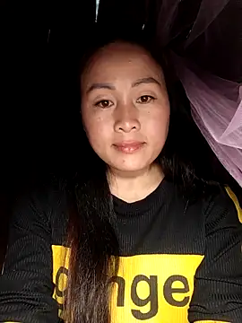 Snapshot of Spring-mky chatting on November 22, 2025, 12:26 pm Spring-mky online show from November 22, 2025, 12:26 pm