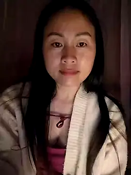 Snapshot of Spring-mky chatting on March 3, 2026, 7:32 pm Spring-mky online show from March 3, 2026, 7:32 pm