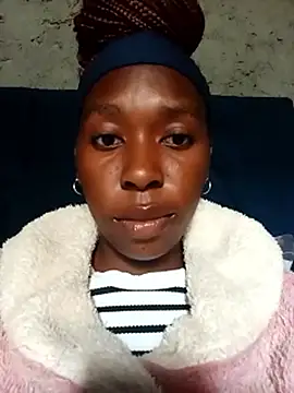 sexysmalldaily04 online show from November 4, 2025, 8:07 am