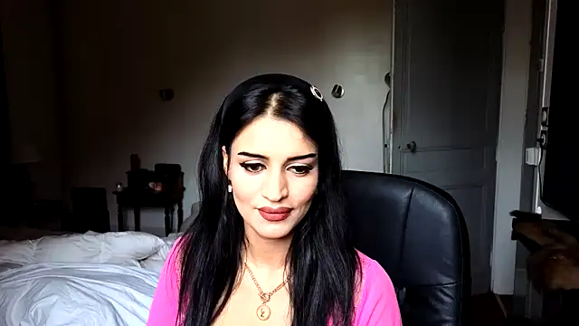 Snapshot of Lailawick chatting on March 27, 2026, 11:22 am Lailawick online show from March 27, 2026, 11:22 am