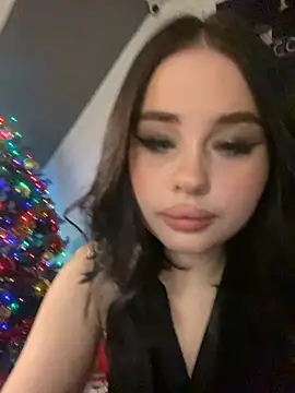 AliceLune online show from January 17, 2026, 4:27 am