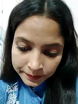 Anshika1431 online show from November 11, 2025, 1:28 pm