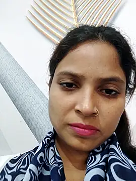 Anshika1431 online show from November 2, 2025, 2:49 am