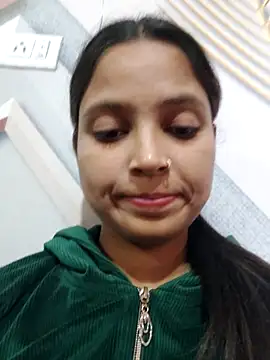 Anshika1431 online show from November 18, 2025, 3:54 am