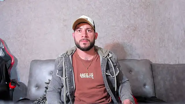 alexandro black online show from November 7, 2025, 7:51 pm