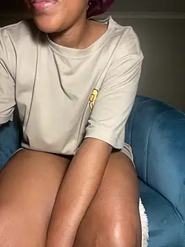 Snapshot of WaterMommy chatting on November 19, 2025, 2:11 am WaterMommy online show from November 19, 2025, 2:11 am