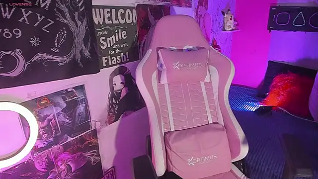 AuroraChannn online show from November 30, 2025, 10:43 pm