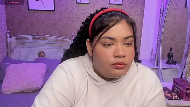 Sara clk online show from March 3, 2026, 8:05 pm