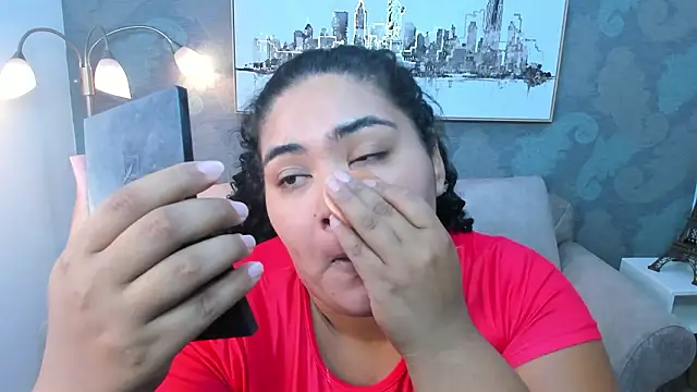 Sara clk online show from February 9, 2026, 7:23 pm