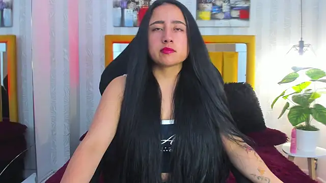 Samanta Fischer online show from December 1, 2025, 11:44 am