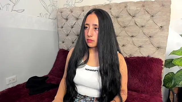 Samanta Fischer online show from October 28, 2025, 11:53 am