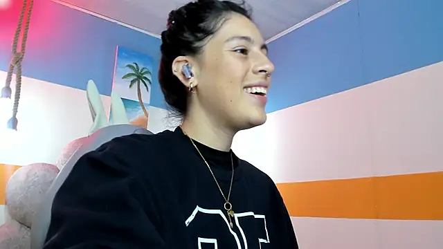 moon winy online show from October 28, 2025, 11:53 am