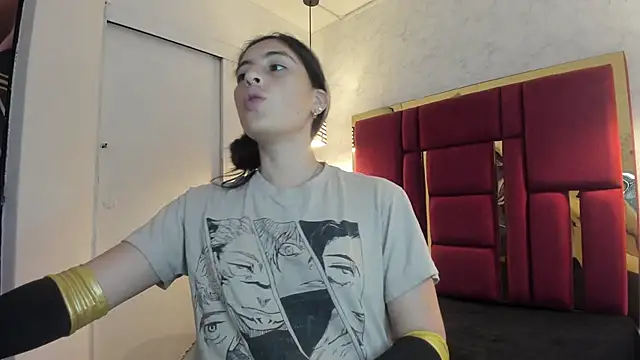 moon winy online show from November 16, 2025, 11:59 am