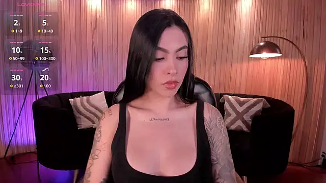 Snapshot of ChristineFord_ chatting on November 22, 2025, 7:35 pm ChristineFord online show from November 22, 2025, 7:35 pm