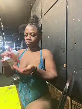 miiyagoods online show from December 17, 2025, 1:32 am