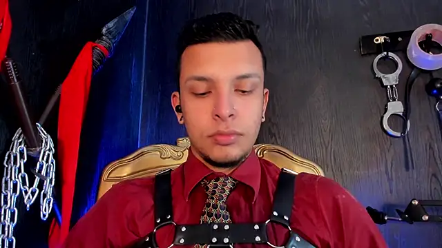 Snapshot of Master_Connor_BDSM chatting on October 22, 2025, 10:08 pm Master Connor BDSM online show from October 22, 2025, 10:08 pm