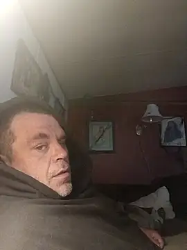 waynefitz online show from October 18, 2025, 2:52 pm