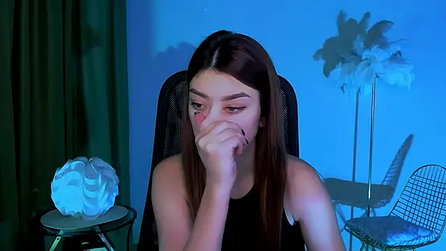 Snapshot of AnaSteisher chatting on December 5, 2025, 2:26 pm AnaSteisher online show from December 5, 2025, 2:26 pm