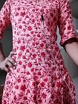 Ratri-Biswas online show from November 12, 2025, 5:28 pm