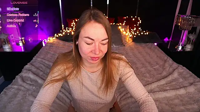 VixenMuse online show from March 11, 2026, 9:31 pm