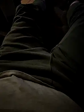 Snapshot of michindm chatting on November 1, 2025, 9:52 pm michindm online show from November 1, 2025, 9:52 pm