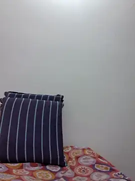 hornybitch690 online show from January 14, 2026, 2:31 pm