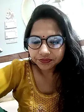 Snapshot of Vanshika1432 chatting on October 25, 2025, 5:17 am Vanshika1432 online show from October 25, 2025, 5:17 am