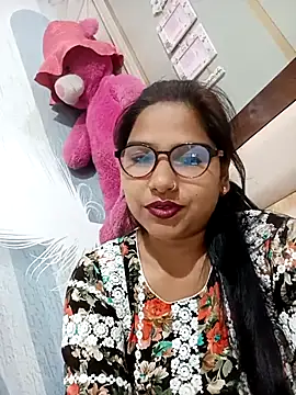 Snapshot of Vanshika1432 chatting on October 29, 2025, 4:11 am Vanshika1432 online show from October 29, 2025, 4:11 am