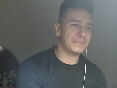 DarkTheKing online show from November 2, 2025, 4:28 am