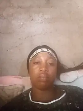 Snapshot of Bretbooty23 chatting on October 21, 2025, 7:08 am Bretbooty23 online show from October 21, 2025, 7:08 am