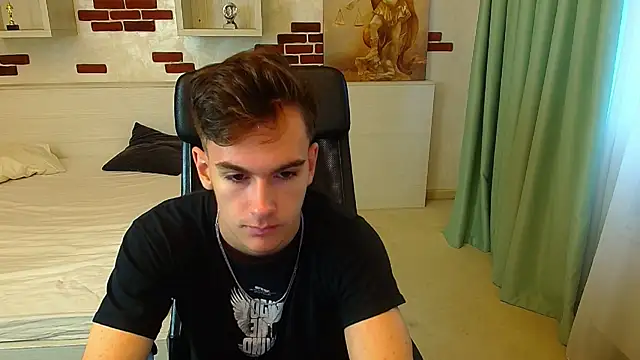 BradyFlint online show from October 28, 2025, 6:01 am