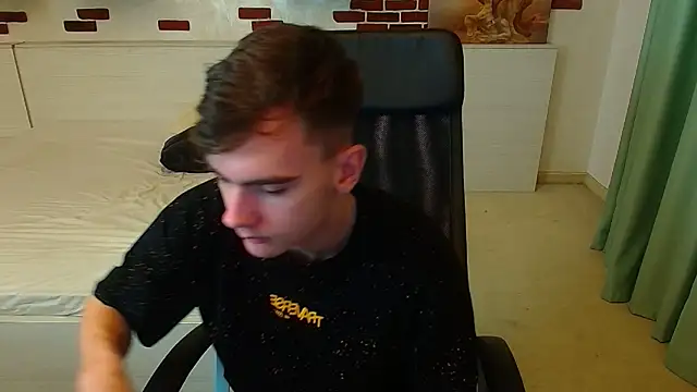 BradyFlint online show from December 1, 2025, 5:41 am