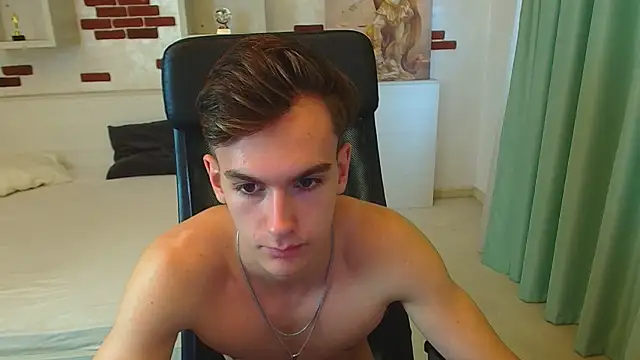 BradyFlint online show from October 16, 2025, 12:46 pm