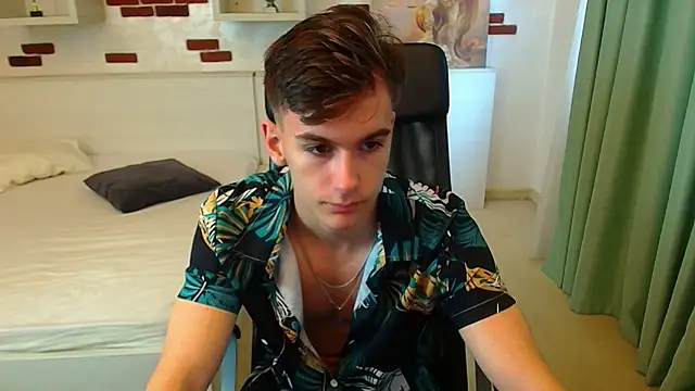 BradyFlint online show from October 26, 2025, 11:32 am